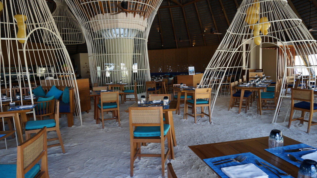 Ocean Restaurant Centara Ras Fushi Resort & Spa Maldives