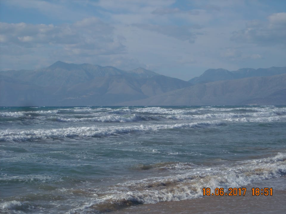 Strand Acharavi Beach Hotel