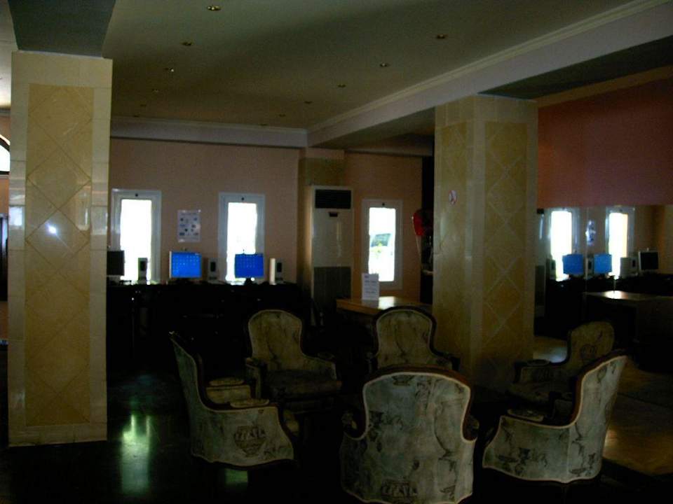 Lobby Hotel Ambiente Palace