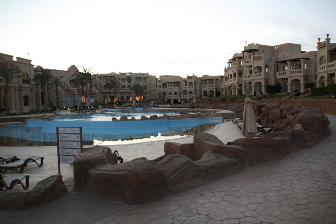 Poolanlage am Strand Rixos Sharm El Sheikh Adults Only 18 +