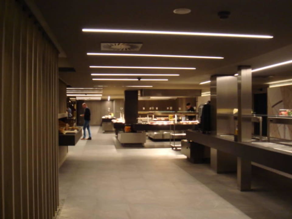 Man kann nun bis zum Ende des Raums blicken Hotel Bonanza Playa