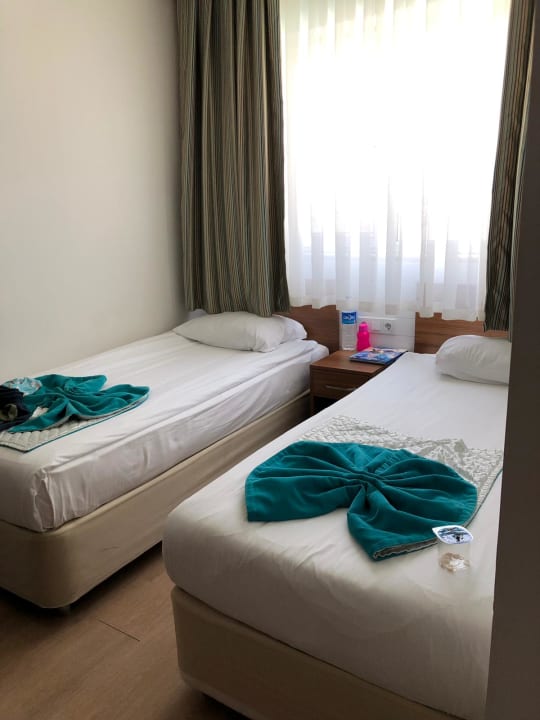 Zimmer Grand Park Lara Hotel