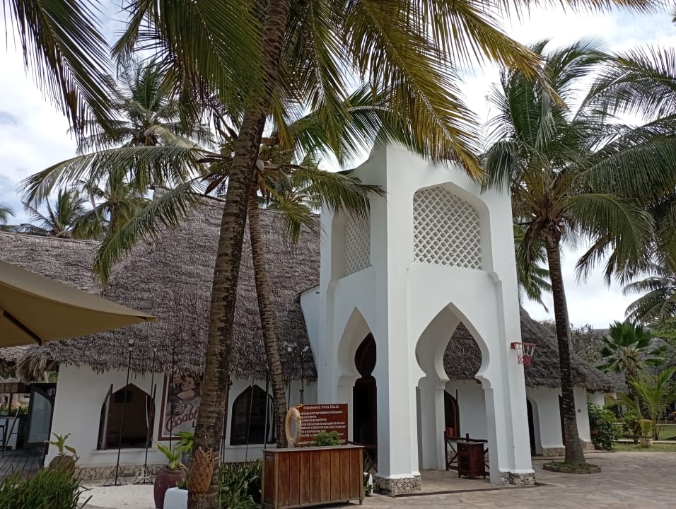 Außenansicht Sultan Sands Island Resort & Spa
