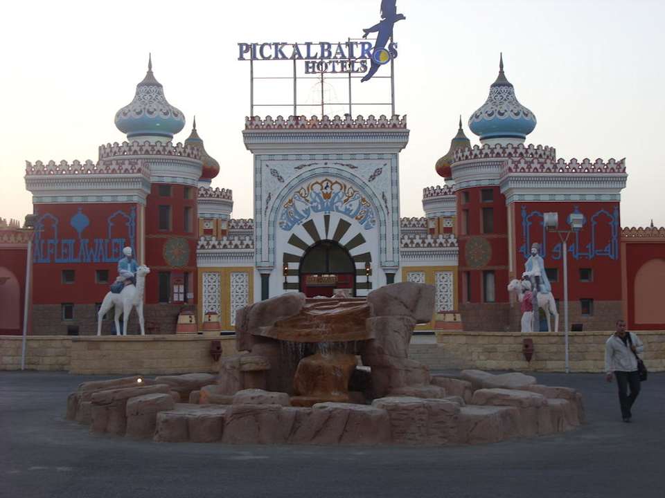 Haupteingang Pickalbatros Alf Leila Wa Leila Resort - Neverland Hurghada