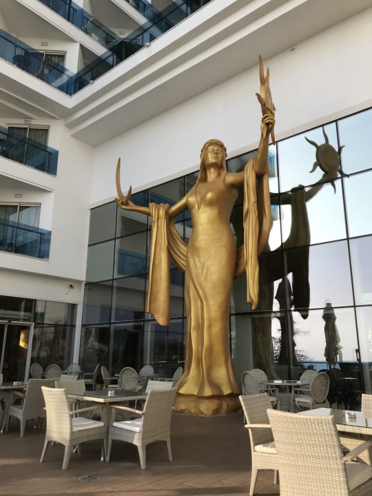 Außenansicht Azura Deluxe Resort & Spa Hotel