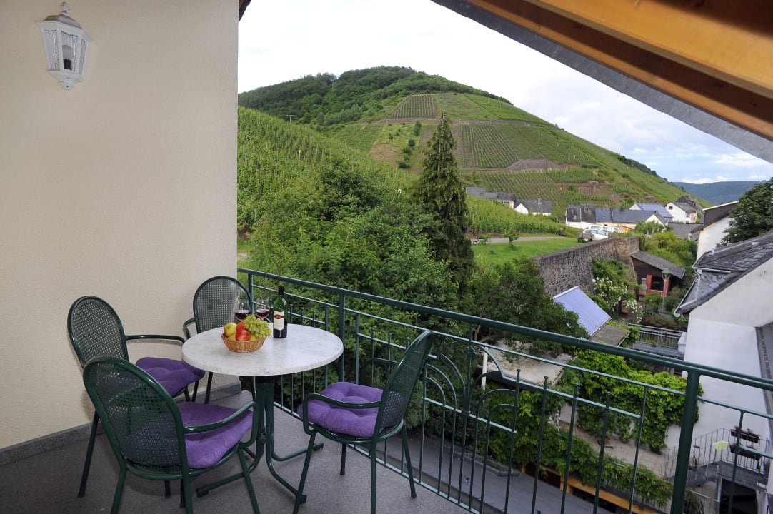 Zimmer Ferienweingut Gutshof Zenz