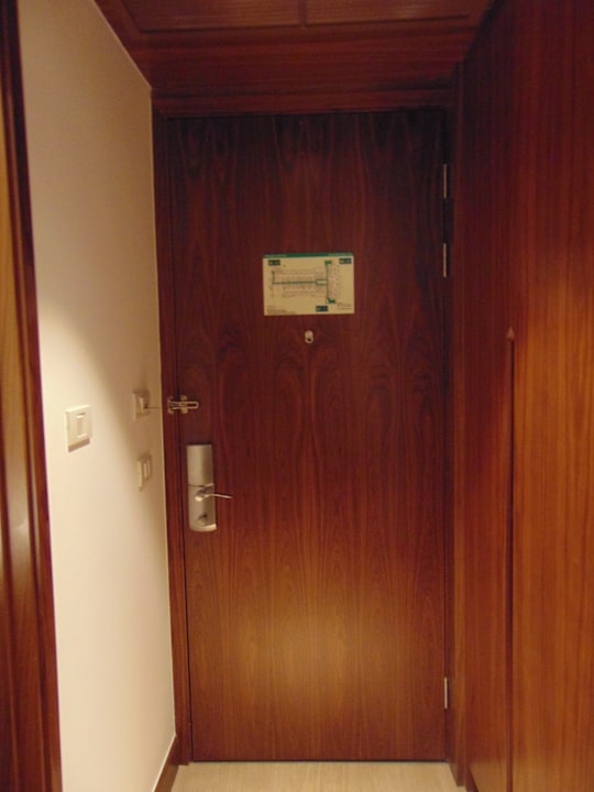 Zimmer Crowne Plaza Nairobi Airport