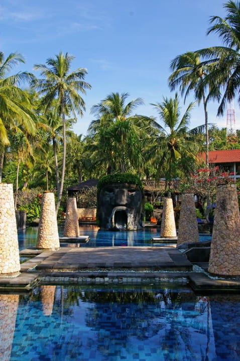 Der Pool Hotel Sheraton Senggigi Lombok Beach Resort