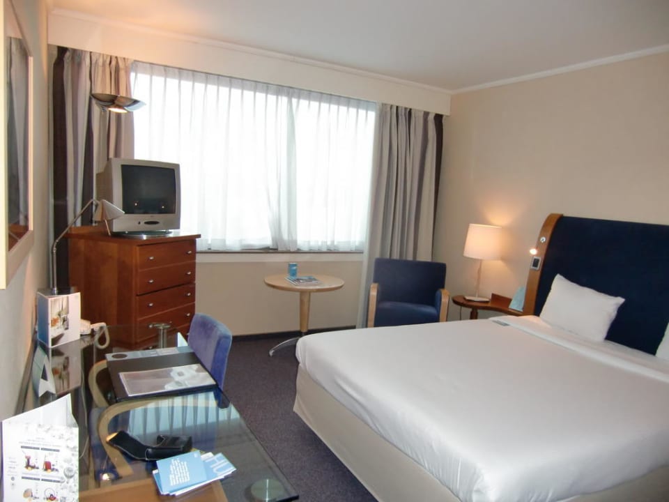 Zimmer im NH- Hotel Brüssel Airport Hotel NH Brussels Airport