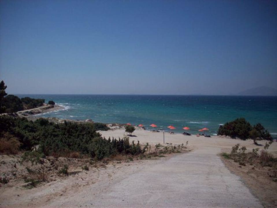 Weg zum Strand Euro Village Achilleas Hotel