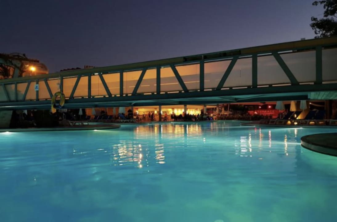 Pool Terrace Elite Resort