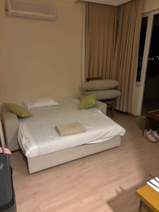 Zimmer Side Bay Hotel