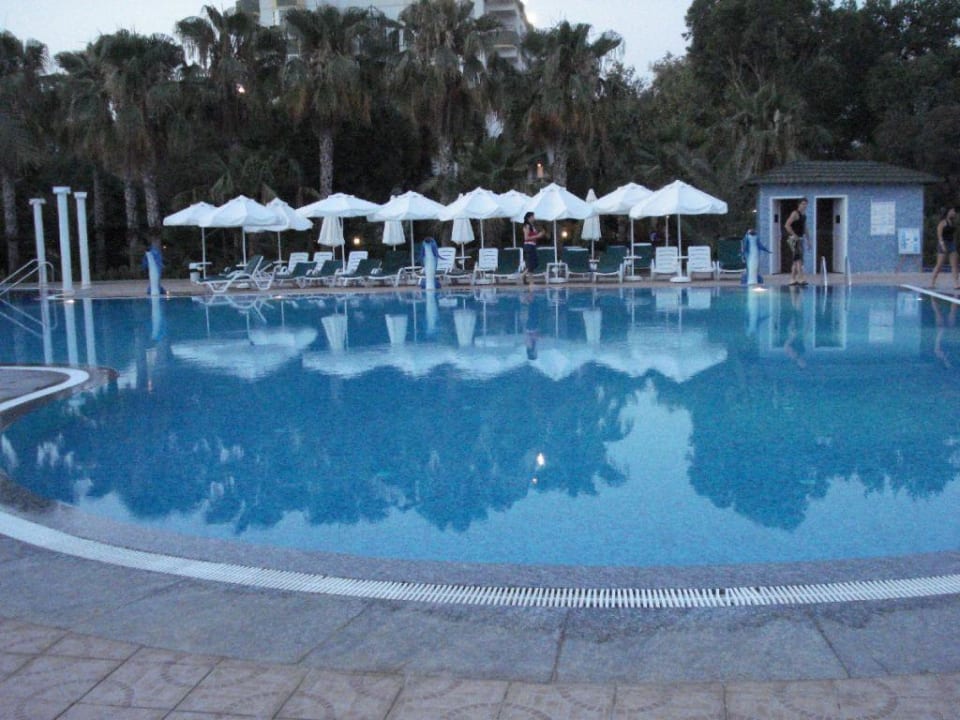 Neuer Pool Botanik Hotel & Resort