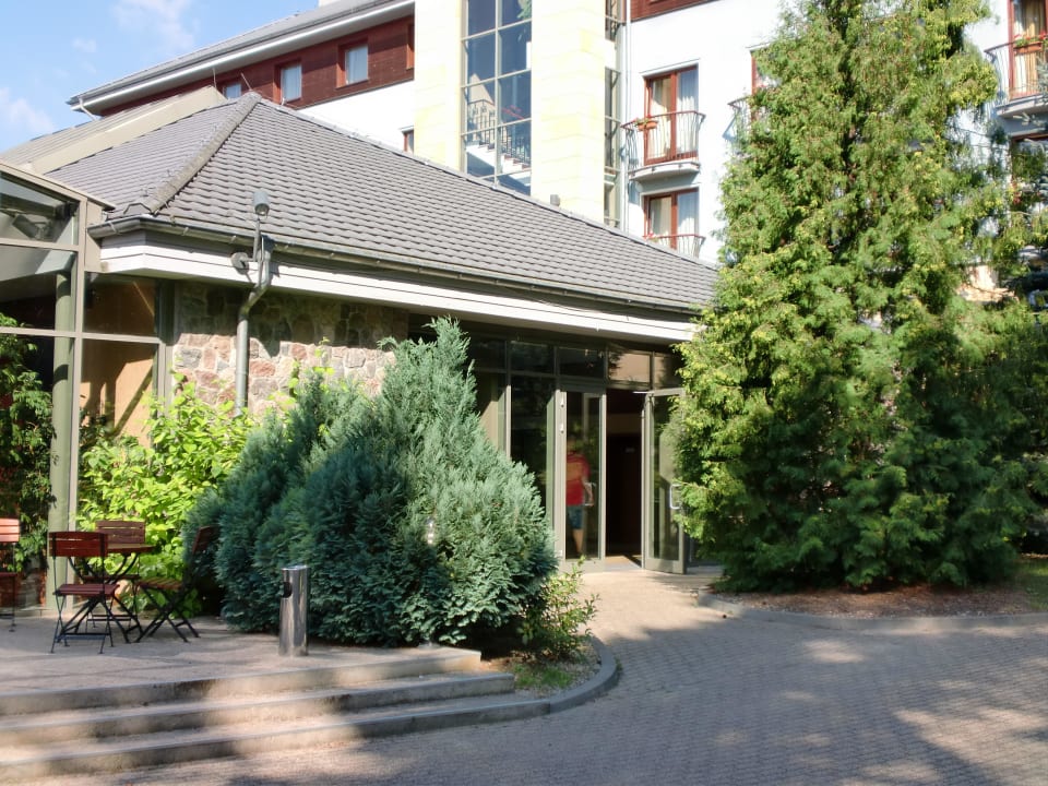 Hintereingang Foyer Hotel 4 Pory Roku