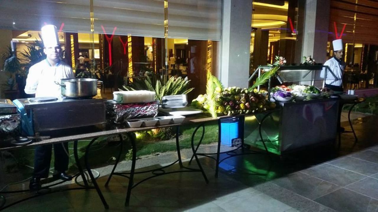 Open air Abendessen - immer donnerstags & sonntags Pickalbatros Aqua Park Resort - Hurghada