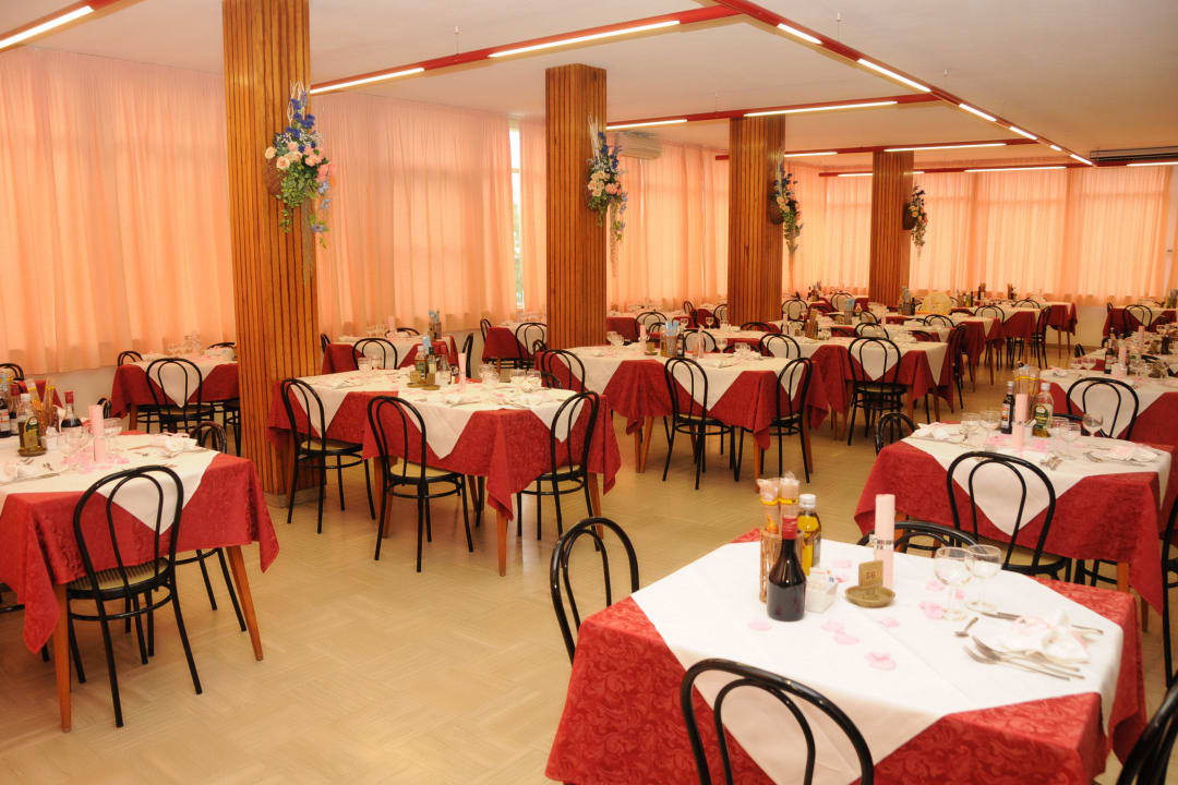 Hotel Bristol fronte mare Cervia sala Hotel Bristol