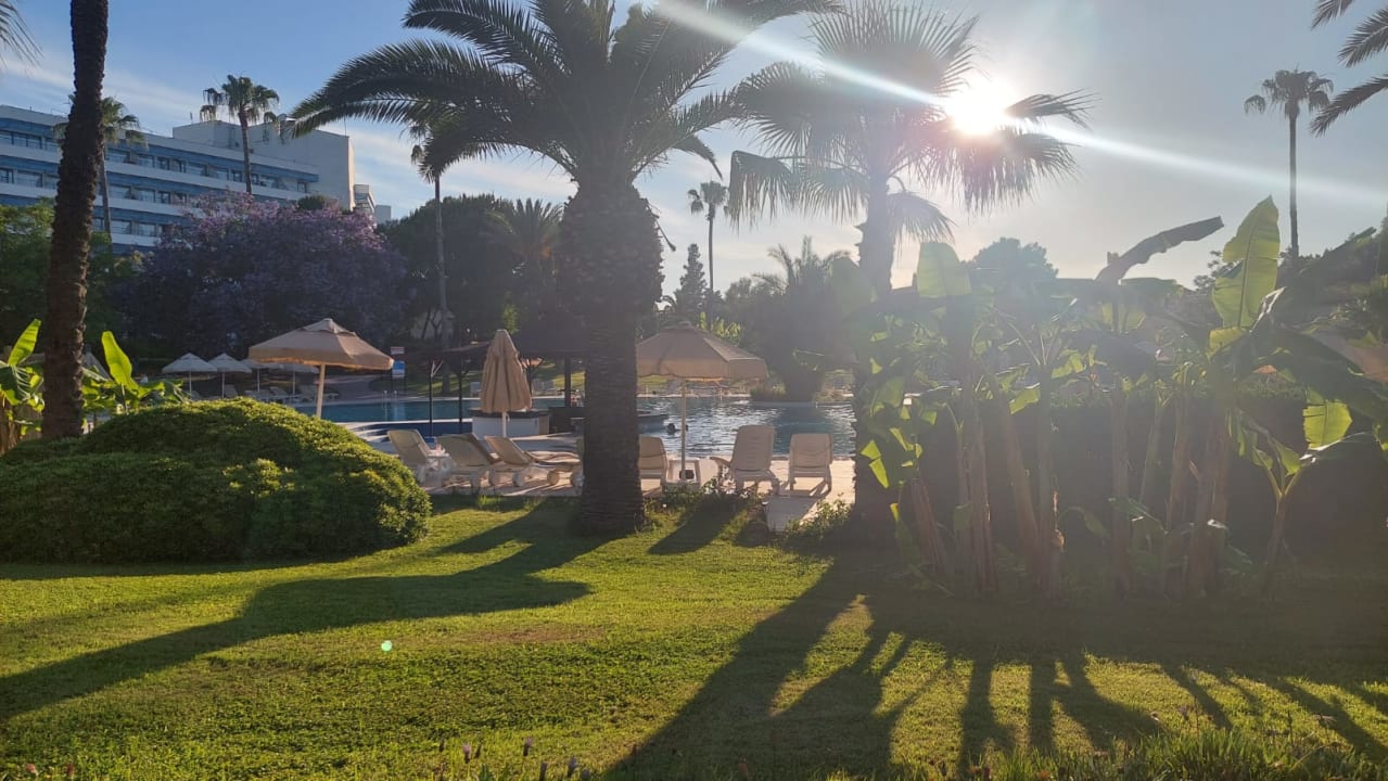 Pool Sunrise Resort Hotel