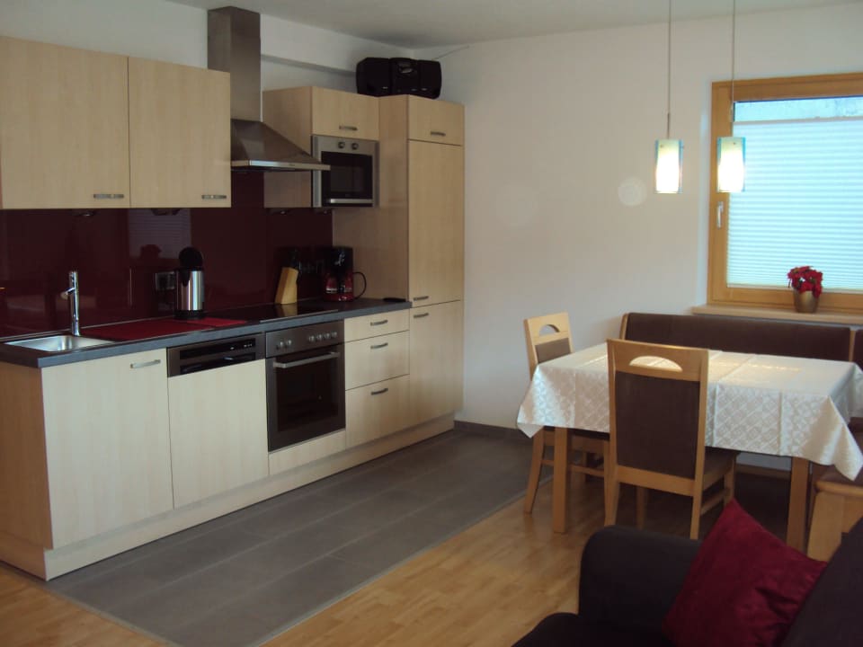 Küche und Essbereich Apart Lermoos