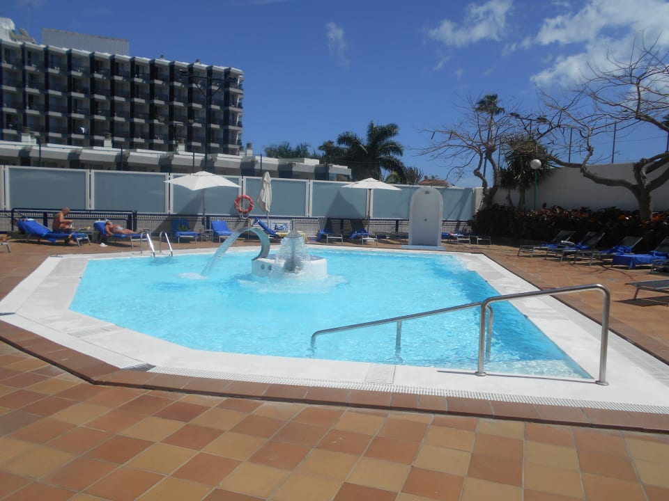 Pool allsun Hotel Lucana