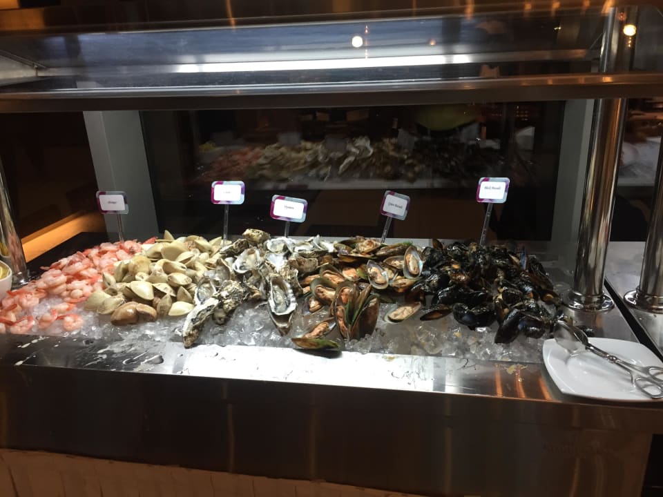 leckeres Essen Crowne Plaza Hotel Yas Island