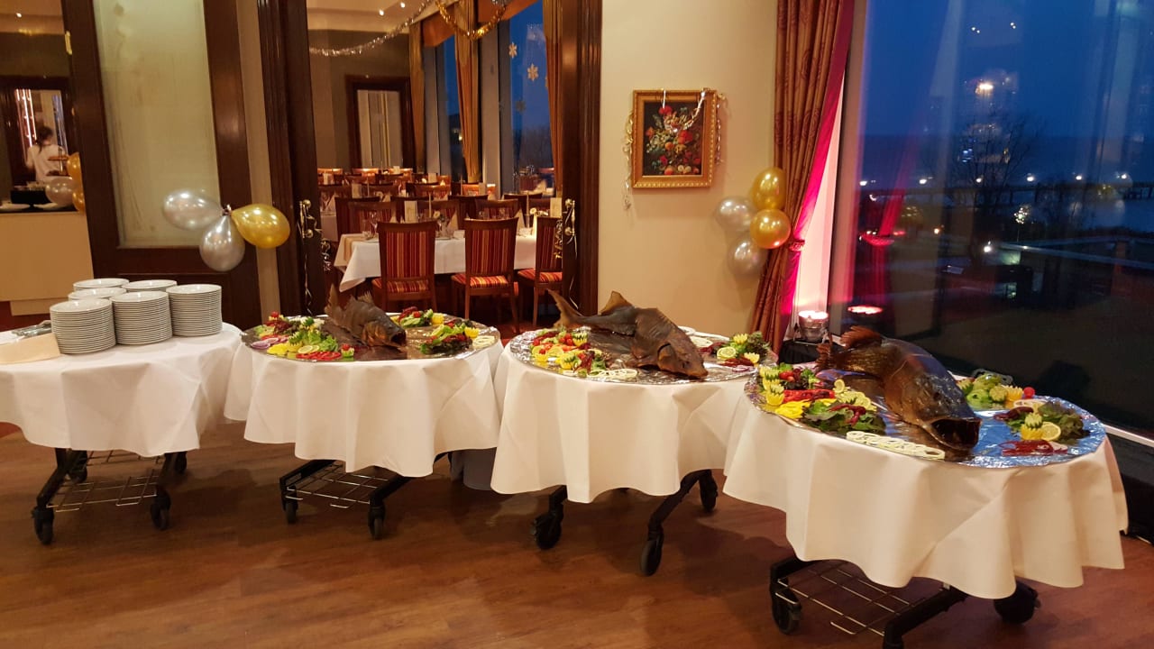 Fischspezialitäten am Silvesterabend Morada Strandhotel Ostseebad Kühlungsborn