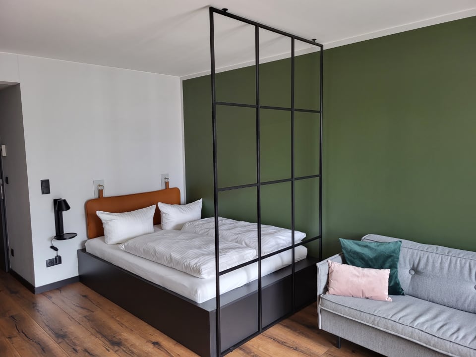 Zimmer Black F Serviced Apartments