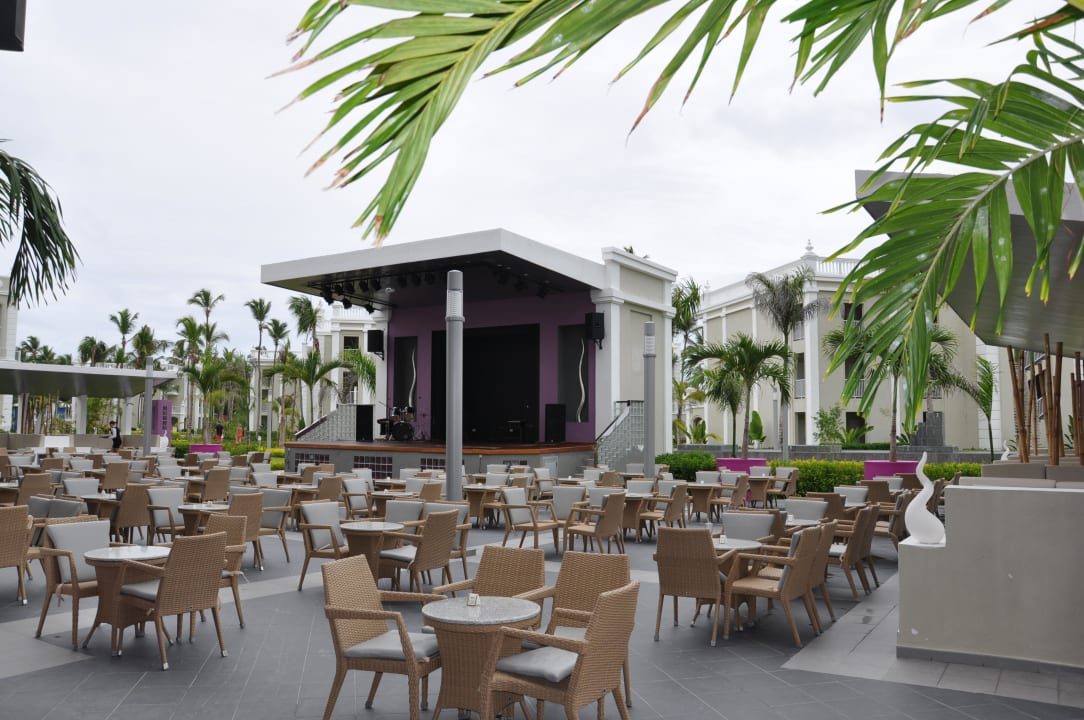 Scena przy barze Hotel Riu Palace Bavaro
