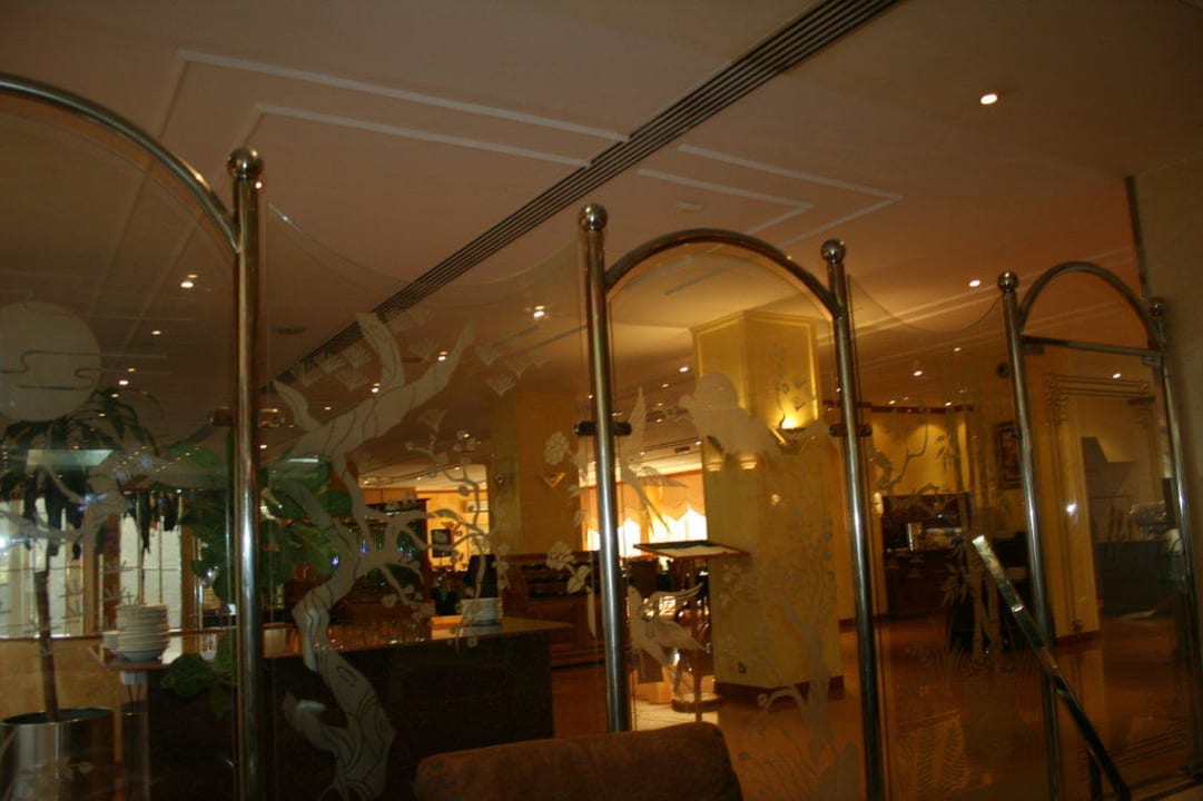 Eingang Speiseraum BM Beach Hotel