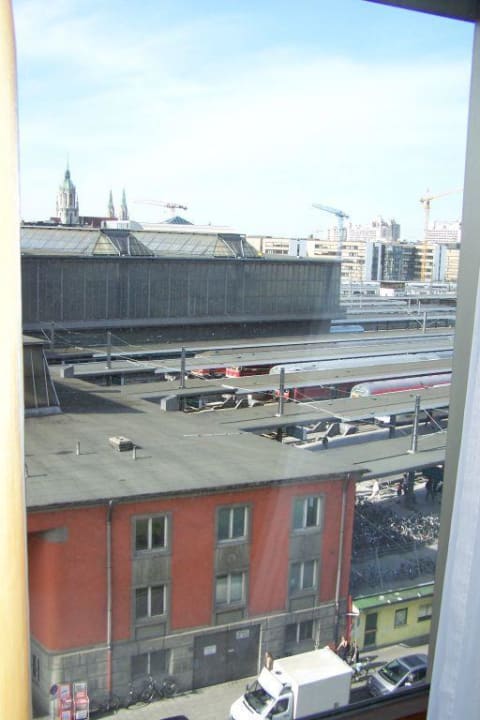 Ausblick auf den Hauptbahnhof Hotel Amba