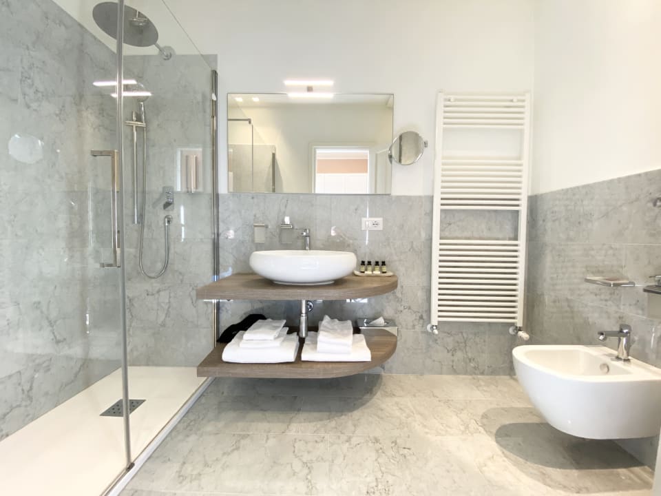 Zimmer Camin Hotel Luino