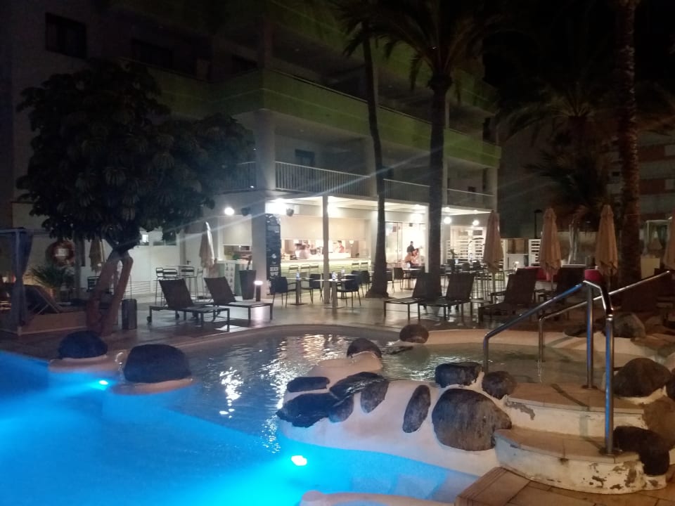Pool Hotel LIVVO Anamar Suites