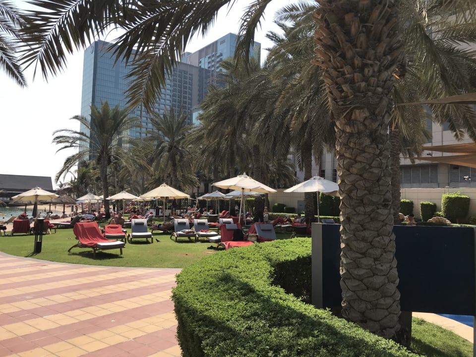 Gartenanlage Beach Rotana