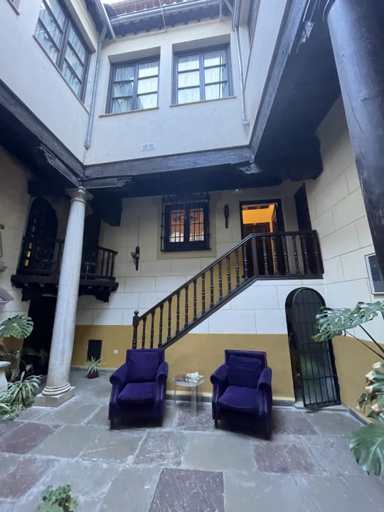 Lobby Hotel Palacio de Mariana Pineda