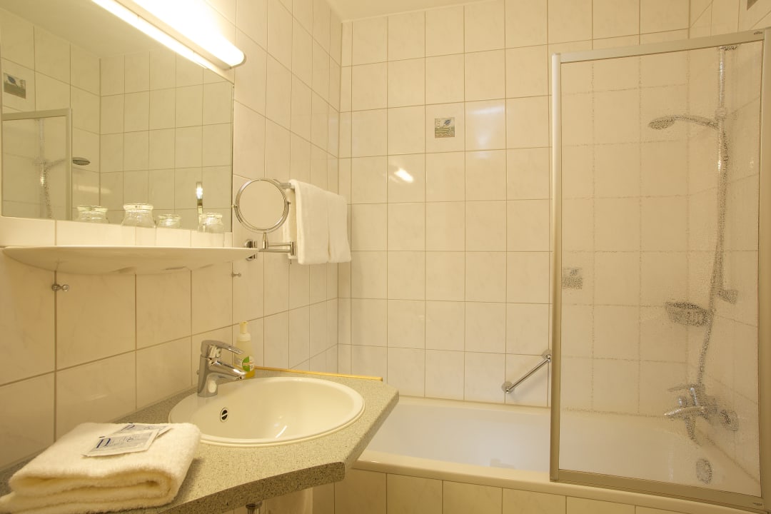 Zimmer Landhotel Seeg