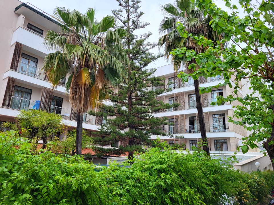 Gartenanlage Trendy Side Beach Hotel - Adults only
