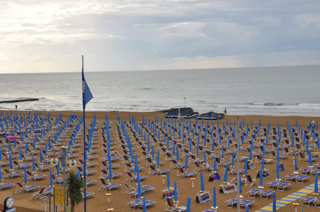 Ausblick vom Balkon Hotel Adlon