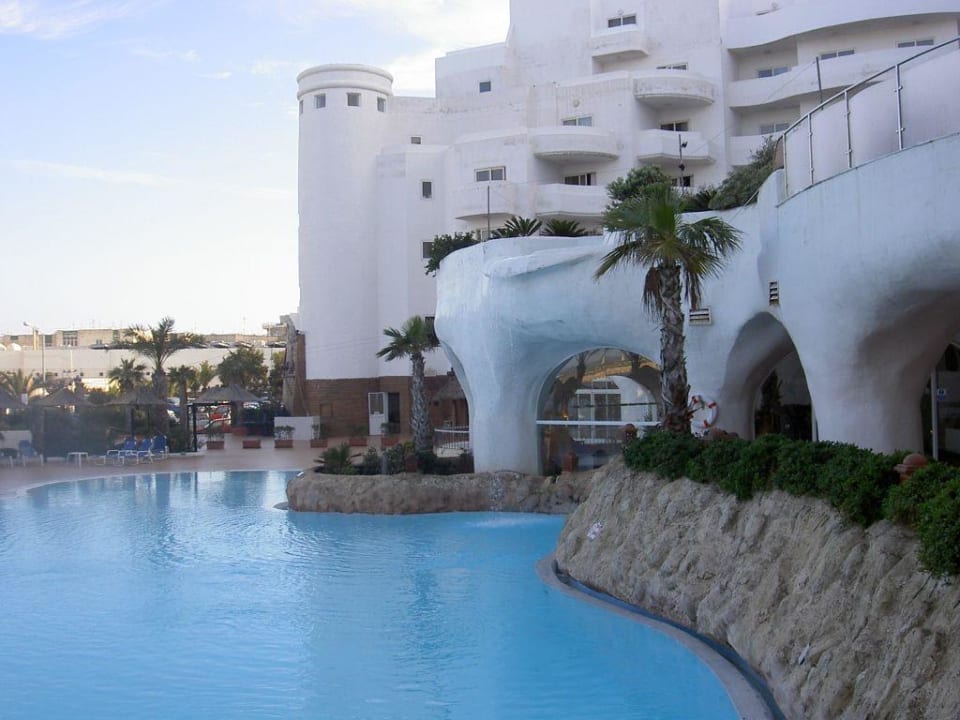 Außenpool db San Antonio Hotel + Spa