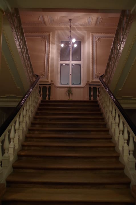 Aufgang zu den Zimmern Hotel Kaiserhof Victoria