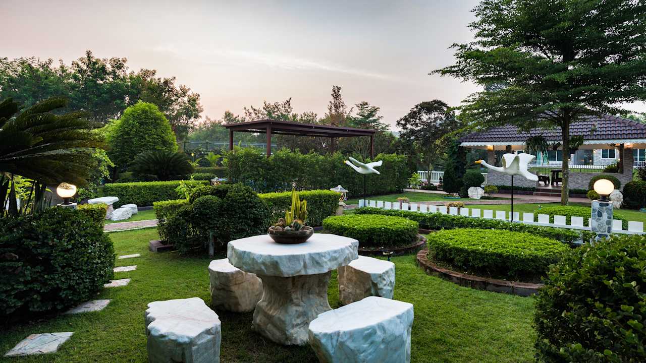 Gartenanlage Rai Fahpratan Home and Garden