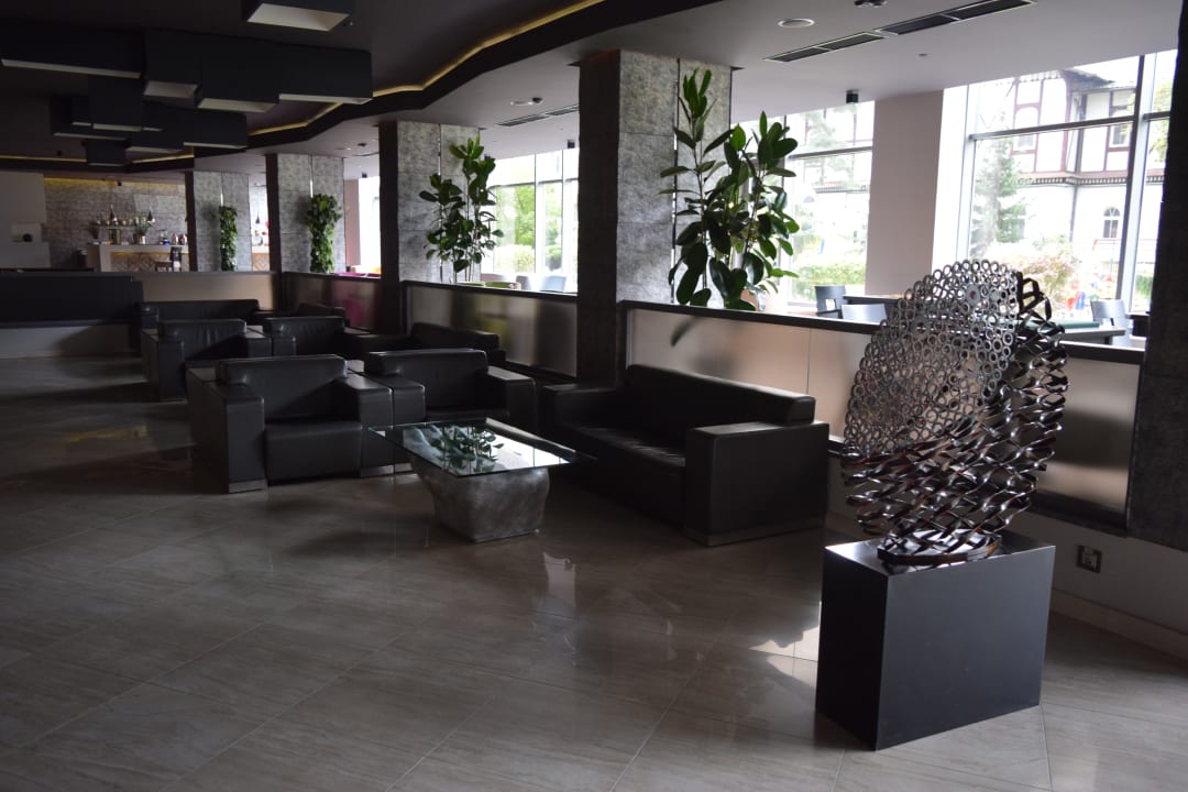 Lobby Mirotel Resort & Spa