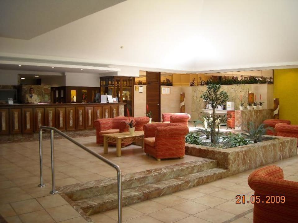 Lobby mit Rezeption Iberostar Selection Playa de Palma