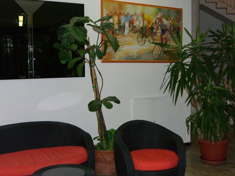 Lobby Hotel Beau Soleil