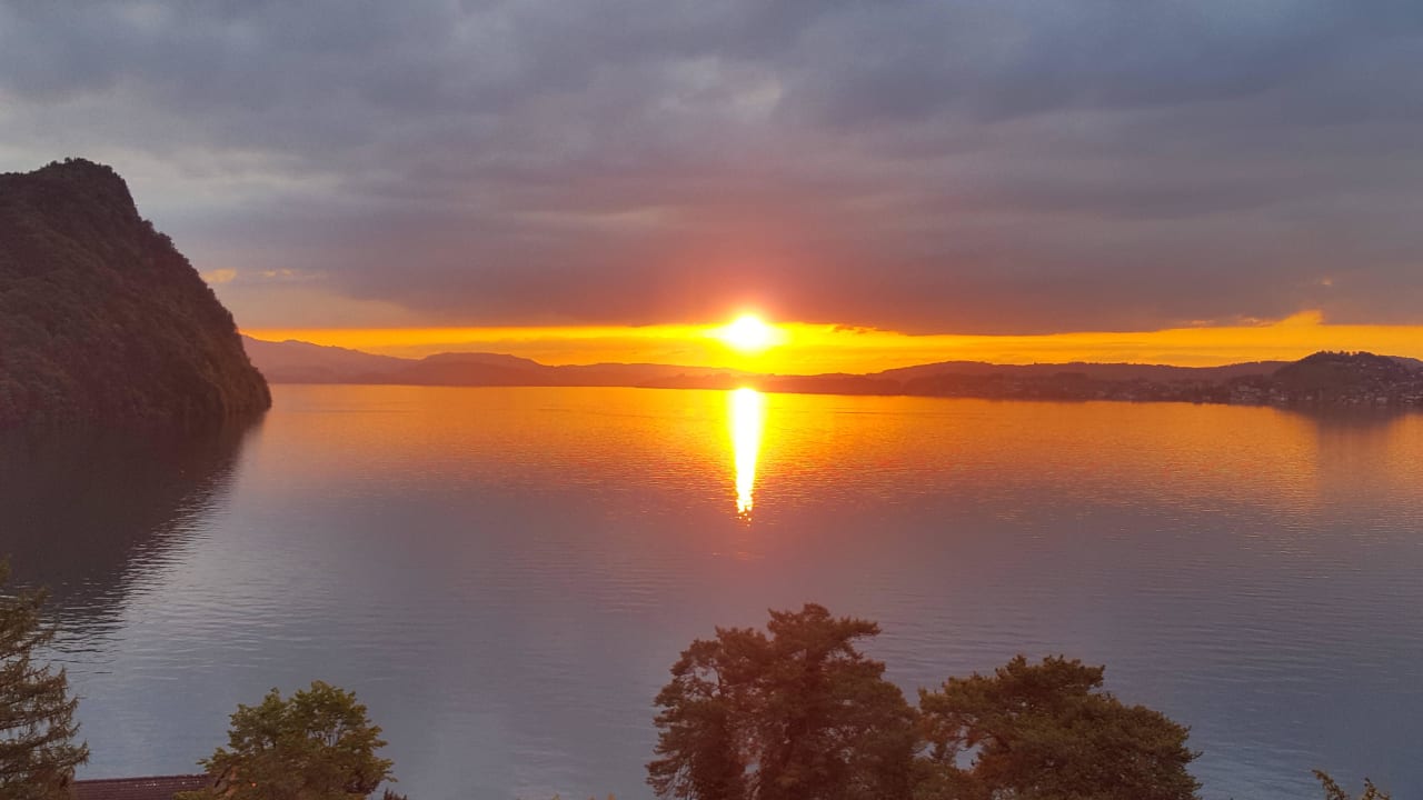 Sonnenuntergang auf der Hotelterasse See- und Seminarhotel FloraAlpina