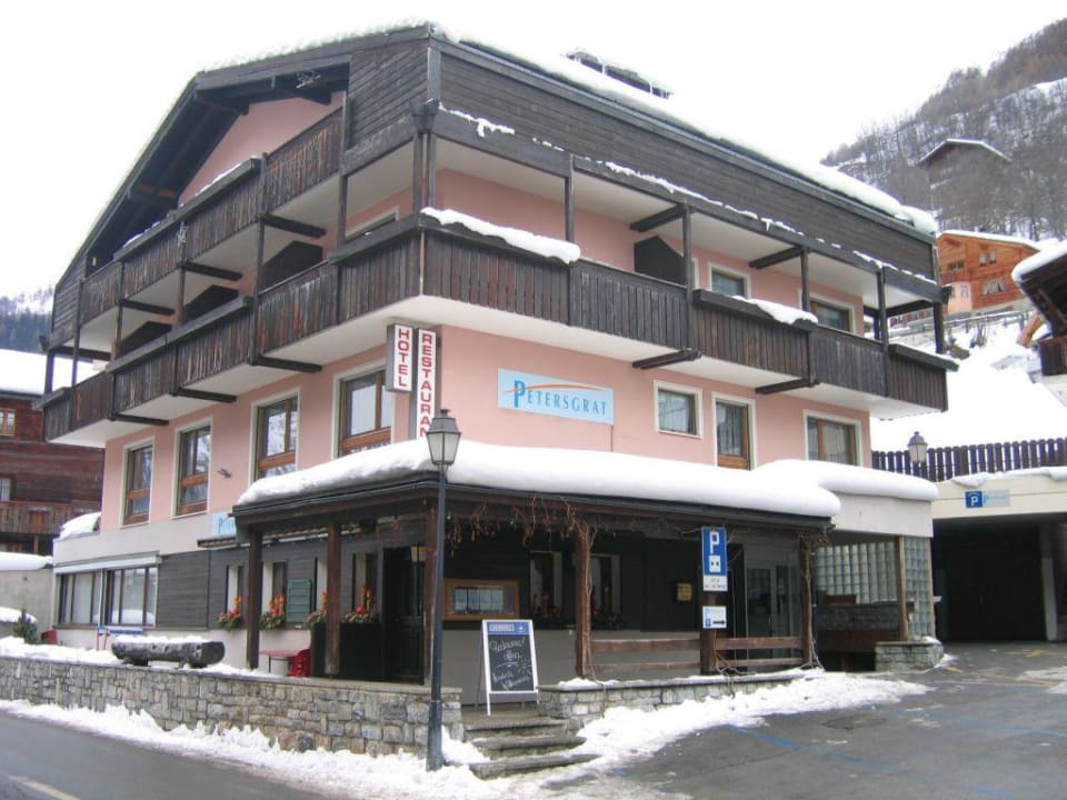 Frontaufnahme Hotel Petersgrat