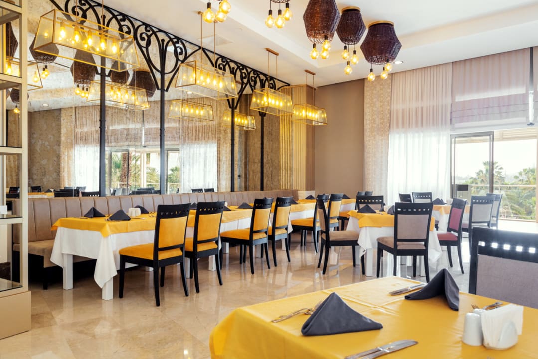 Gastro Seaden Sea World Resort & Spa