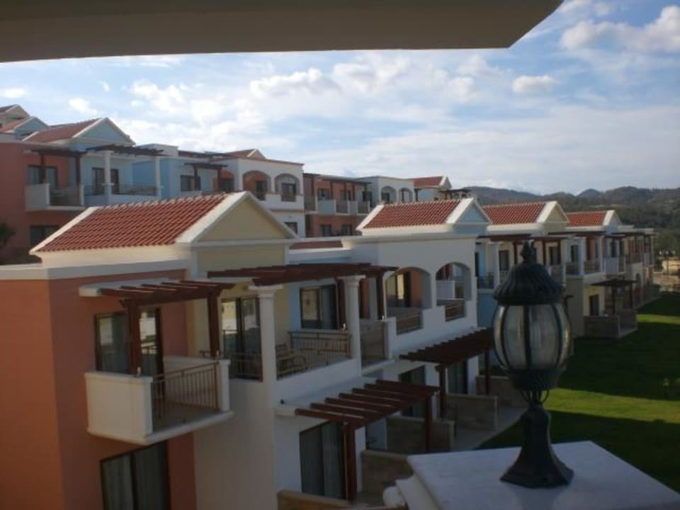 Anlage vom Balkon vom Haupthhaus aus Lindos Imperial Resort & Spa