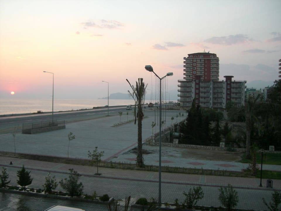 Sonnenuntergang Sun Star Beach Hotel