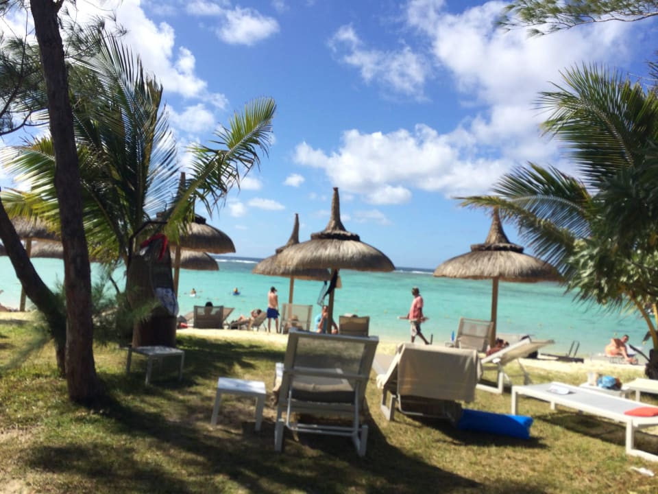 Strand Crystals Beach Resort Belle Mare, a member of Radisson Individuals