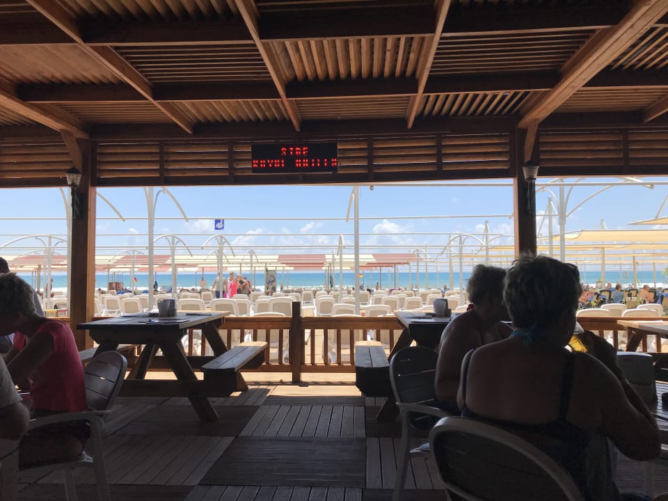 Gastro Side Royal Palace Hotel & Spa