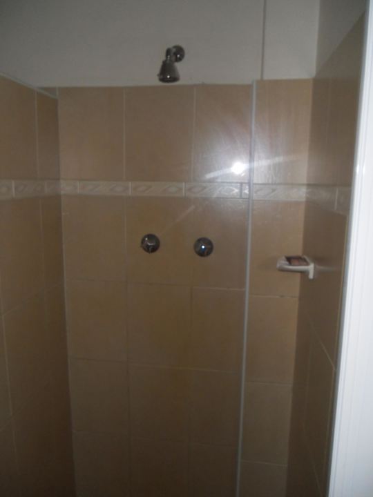 Seperate Dusche (fast ebenerdig) Protea Hotel Witbank